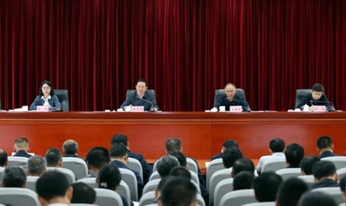 王予波主持全省现场会强调 对标对表深化学习运用“千万工程”经验 久久为功抓好环境这件民生和发展大事