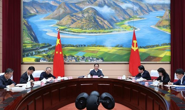 省政府召开党组会议常务会议 学习贯彻习近平总书记在庆祝中国共产党成立105周年大会上的 重要讲话精神 研究防汛减灾、政府系统党的建设、耕地保护和粮食安全等工作