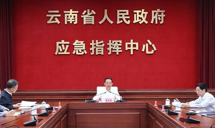 王予波在检查值班值守工作时强调 全力防风险保安全护稳定 营造平安祥和的节日环境