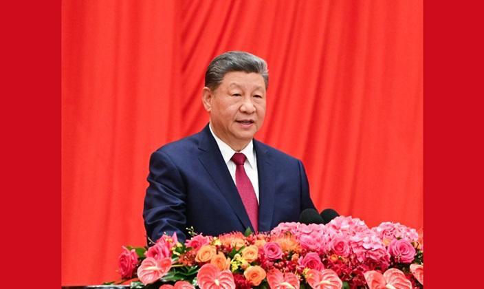 习近平等党和国家领导人出席庆祝中华人民共和国成立77周年招待会